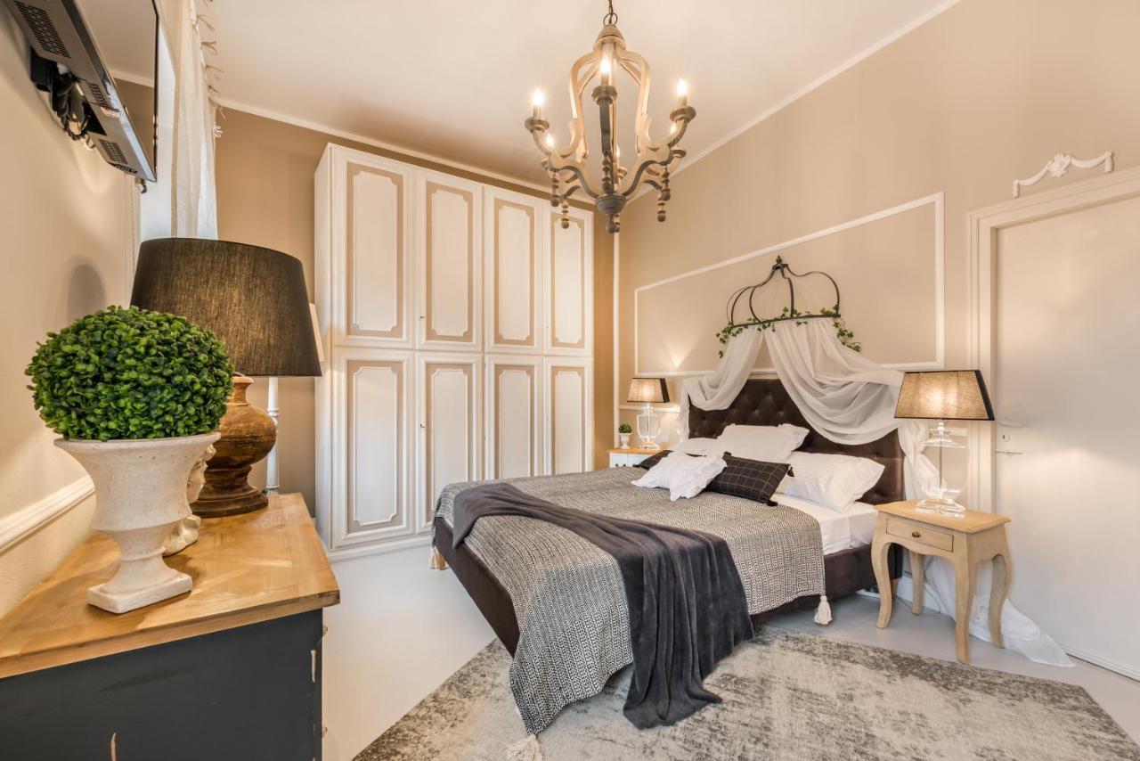 Appartement Moulin Rouge Lerici Extérieur photo